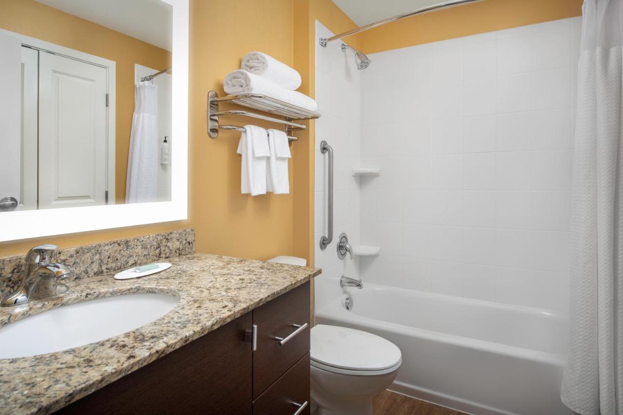 Towneplace By Marriott Suites Portland Vancouver Evergreen Екстериор снимка