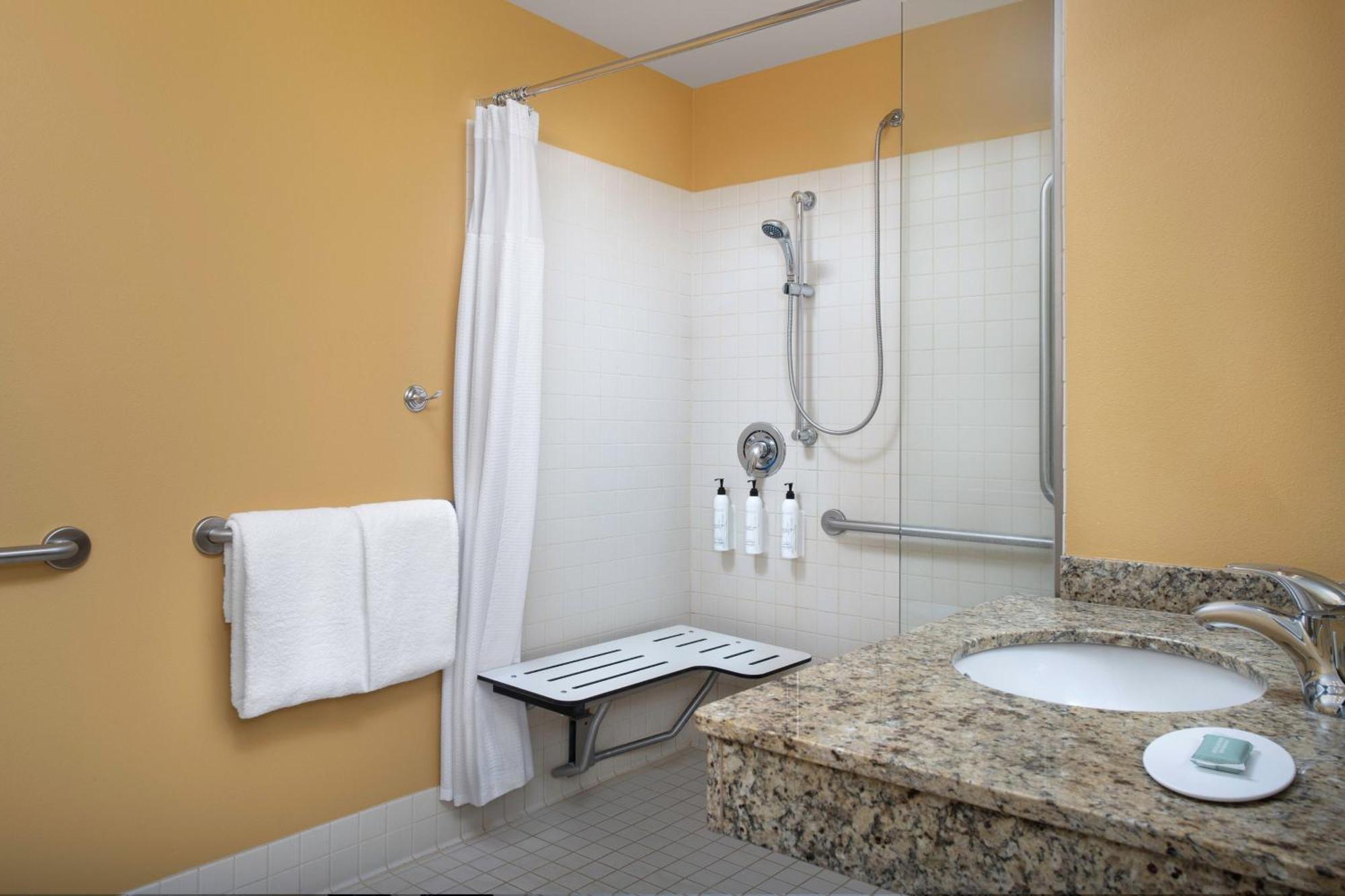 Towneplace By Marriott Suites Portland Vancouver Evergreen Екстериор снимка