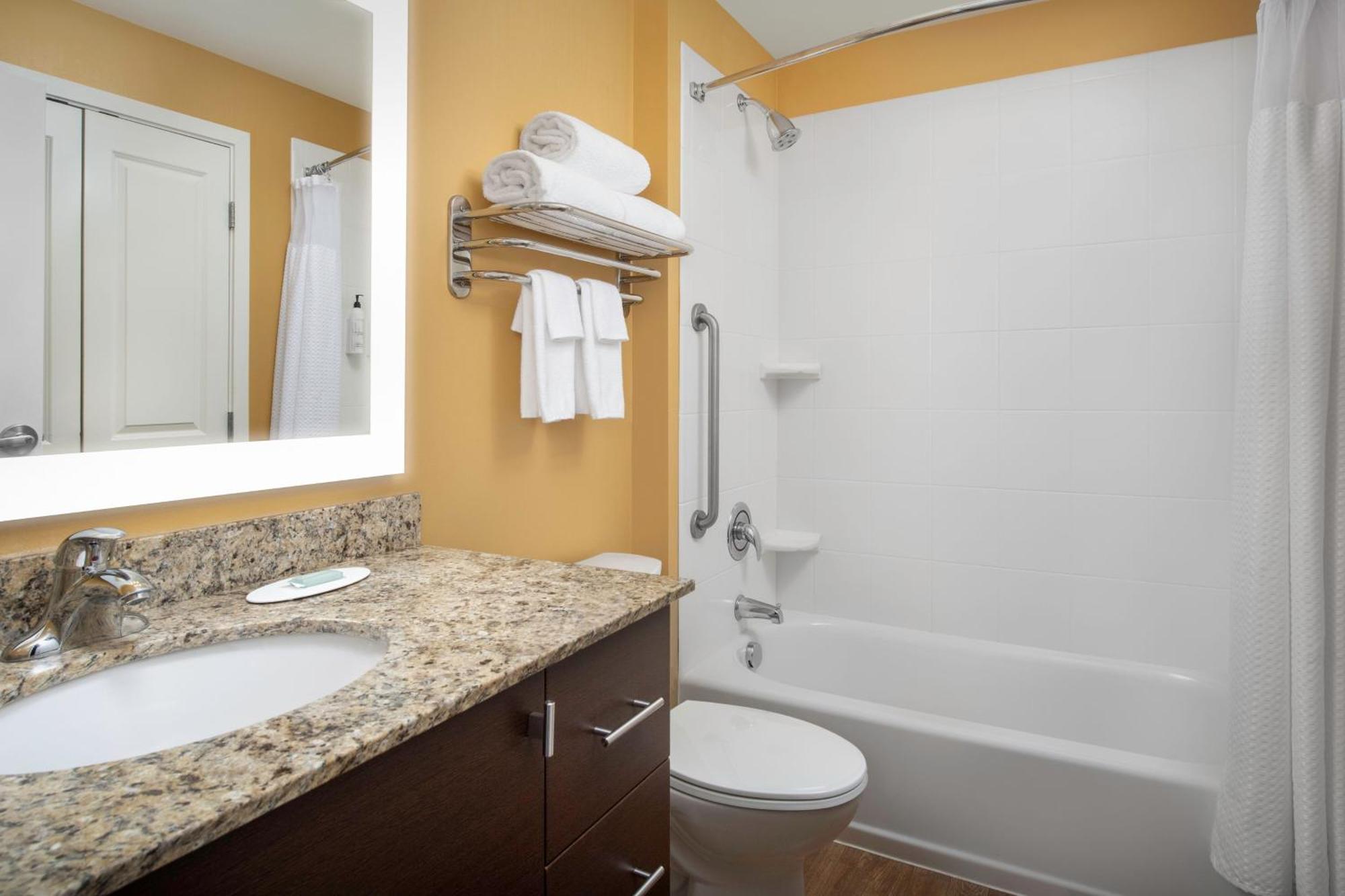 Towneplace By Marriott Suites Portland Vancouver Evergreen Екстериор снимка