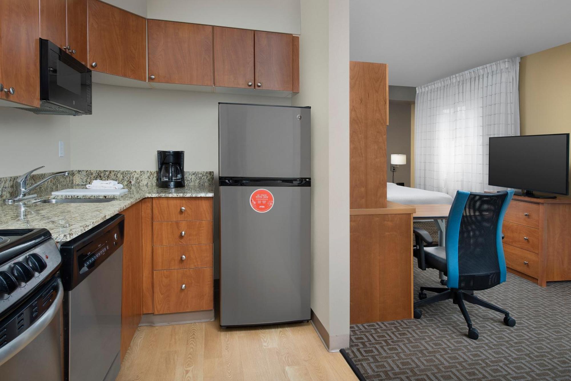 Towneplace By Marriott Suites Portland Vancouver Evergreen Екстериор снимка