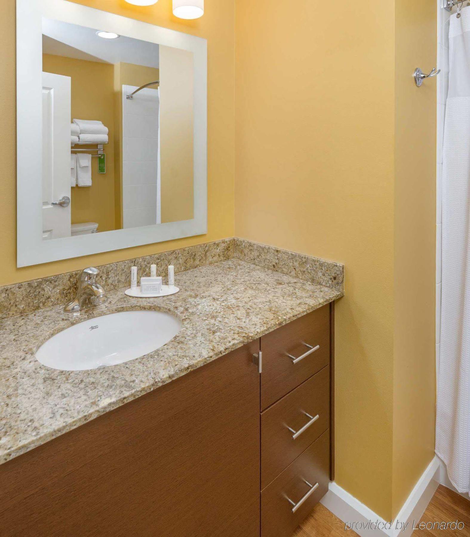 Towneplace By Marriott Suites Portland Vancouver Evergreen Екстериор снимка